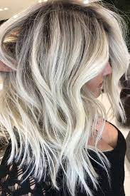 Haare blond färben trotz strähnen? Blonde Strahnen Fur Kurze Haare Blonde Haare Mit Strahnen Blonde Haare Madchen Haarschnitt