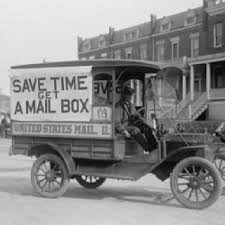 Old Mail Truck Didn T Know There Was A Time When There Was Not A Mailbox In Front Of Your Home Mail Truck History Vintage Trucks
