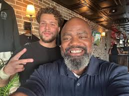 Clay Miles (@claymiles) • Instagram photos and videos