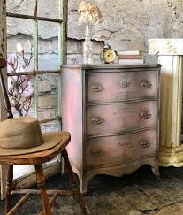 Annie Sloan On Instagram Thereclaimedheirloom Moved Away From Her Signature Chalk Pai Annie Sloan Painted Furniture Painted Outdoor Furniture Pink Furniture