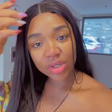 babe." "seen" "I'm posting us." "yeyi wena, hi, hey, dumela hlee, very hey😭