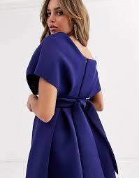 Scopri i vestiti da donna a prezzi convenienti nell'outlet asos. Asos Design Vestito Da Cerimonia Midi Allacciato Con Spalle Scese Color Blu Navy Asos