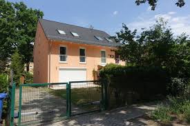 Sie erhalten erheblich mehr anfragen von potentiellen mietern. Haus Mieten Vermietungen Fur Hauser In Berlin