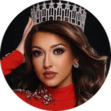 Kristina Beatty's Instagram, Twitter & Facebook