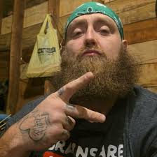 For anyone growing our cut of 1000 mile stare (cosmic wisdom) this is a pic  from one of our growers. Frosty as we like it 🥰