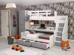 Das hochbett umfasst nicht nur bettfläche und schreibtisch, sondern auch kleiderschrank und regal. Treppe Fur Hochbett Puzzle Amilando Mobel