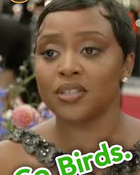 Whole lotta gworl power behind them birds 🦅 @philadelphiaeagles @quintab  hannaheinbinder