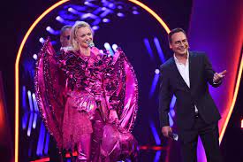 Und nächste woche bin ich dann. The Masked Singer Fledermaus Enthullt Es Ist Model Franziska Knuppe Kino De