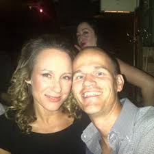 Laura Deer (@LauraDeer)