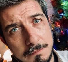 Diana del bufalo è un'artista poliedrica italiana; Chi E Paolo Ruffini Biografia Eta Carriera E Diana Del Bufalo