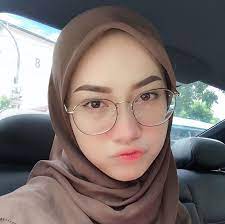 Top 10 malaysia instafamous 2017 (male/female) top 10: 7 Instafamous Lebih Popular Berbanding Selebriti Media Hiburan