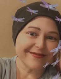 Lisa Pilling's Instagram, Twitter & Facebook