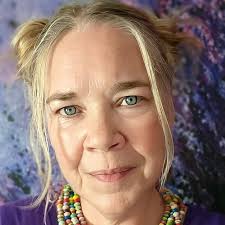 Amber Whitlatch (@amwhitlatch) • Threads, Say more