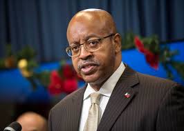 Hearing pushed back for fired Lafayette officer after attorney says case  pending at DA's office