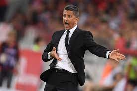 Manager răzvan lucescu led saudi arabian club al hilal to. Ù„ÙˆØªØ´ÙŠØ³ÙƒÙˆ Ù‡Ø²Ù… ÙˆØ§Ù„Ø¯Ù‡ ÙˆØ§Ø³ØªØ­ÙˆØ° Ø¹Ù„Ù‰ Ø§Ù„Ø¨Ø·ÙˆÙ„Ø§Øª Ù…Ø¹ Ù„Ø§Ø¹Ø¨ Ø§Ù„Ø§ØªØ­Ø§Ø¯