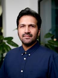 Robyn Major's Instagram, Twitter & Facebook