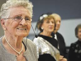 Troubadours perform for the love of it