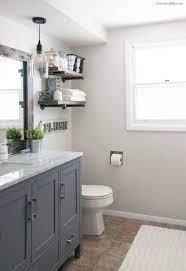 Any style that comes to your mind, can be realized in taupe, from victorian to minimalist, and this is a timeless option. 20 Best Farmhouse Bathrooms To Get That Fixer Upper Style