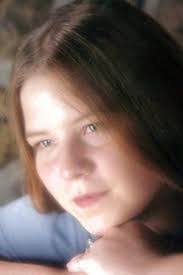 Amanda Brough's Instagram, Twitter & Facebook