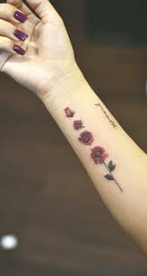 30 Simple And Small Flower Tattoos Ideas For Women Forearmtattoos Ribcagetattoos Sternumtattoo Simple Arm Tattoos Tattoos For Women Chest Tattoos For Women