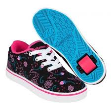 Black And Hot Pink Heelys Heelys Launch Shoes Black Hot Pink Blue Heelys Heelysshoes Roller Skate Shoes Roller Shoes Black Shoes