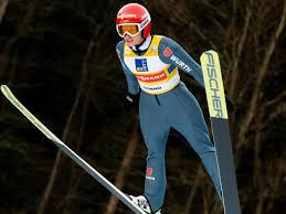 Neben den ergebnissen vom skispringen kannst du 5000+ wettbewerbe aus 30+. Skispringerinnen Feiern In Oberstdorf Wm Premiere Auf Der Grossschanze