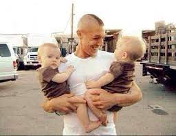 He S Great With Kids Ladies Mr Theo Rossi Sons Of Anarchy Juice Sons Of Anarchy Sons Of Anarchy Samcro