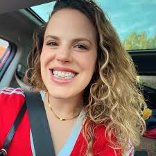 I'm thinking of Errol and Leonard Klompas, Vivian Venter, and the Buyskus  brothers-Peter and Kevin. Anyone knows where they are.