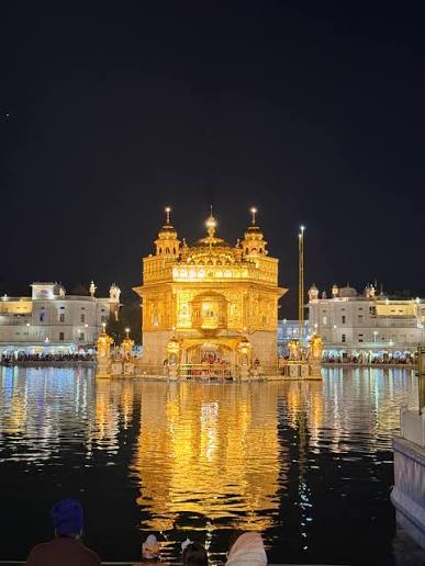 I feel truly honored to have visited Golden Temple in India. Today, I admire the Sikh religion and the Punjabi culture even more. The kindness, peace, faith, and energy of the people