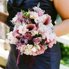 Have you planned a spring wedding? 16 Tulip Wedding Bouquets For Any Season