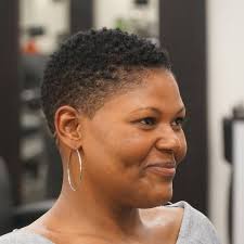 30 impressive short natural hairstyles for black women the black women have a different hair display that not only sets them apart from others but also makes them easily recognizable after sifting through many different pictures, we've sorted out our favorite short natural haircuts for black women. Easy Natural Hairstyles For Black Women Trending In December 2020