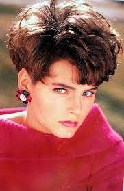 Wedge 07 Thick Hair Styles Half Shaved Hair Short Dark Hair