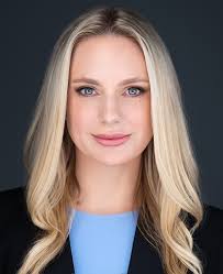 Abigail Linn's Instagram, Twitter & Facebook