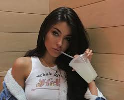 53 kg height in feet: Madison Beer 16 Facts About The Singer You Probably Never Knew Popbuzz