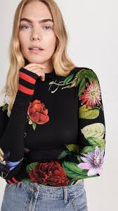 Alice + Olivia Alice + Olivia Delaina Turtleneck Top