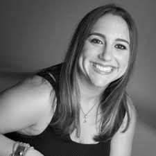 Stefanie Schoeneman (@Stefschoenz)