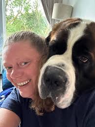 Hi, is there anyone in Edinburgh who needs dog sitting during the period  11-14 October? I love dogs and need a place to stay during that period with  my sister who also