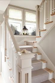 Le Tapis Pour Escalier En 52 Photos Inspirantes Tapis Escalier Escaliers Interieur Escalier Bois