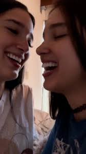 Twins Alice and Valen Roger