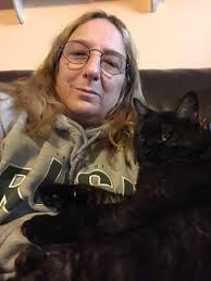 Thank you for accepting me in the group, my name is Maria Sforza 😃