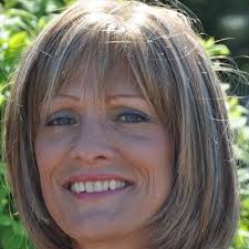 Anne Marie Healey (@HealeyamMarie)