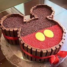 Baileys White Chocolate Fudge Recipe Video The Whoot Mickey Cakes Kit Kat Cake Mouse Cake