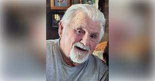 Obituary information for Glenn R. Houck