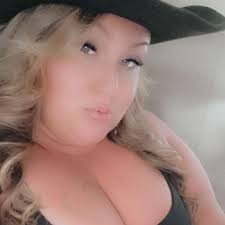 Kayla Pennington added a new photo.