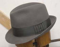 Vintage 70 S Grey Fur Felt German Tyrolean Stingy Fedora Trilby Hat By Mayser Strato Eu 57 Uk 7 Us 7 1 8 Hats For Men Trilby Hat Outfit Accessories