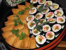 Inari Maki Jpg 700 525 Ono Hawaiian Food Hawaiian Food Food