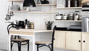 Etagere inox cuisine restaurant destinée pour stocker des produits alimentaires. Rangement Cuisine Deco Mural Pratique Cote Maison