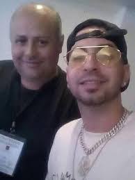 Hugo Rosillo's Instagram, Twitter & Facebook