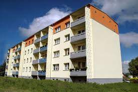Ob der mieter eine kaution hinterlegen muss, hängt beim anmieten von mietwohnungen davon ab, ob der vermieter darauf besteht. 3 Zimmer Wohnung Zu Vermieten Pestalozzistrasse 28 07318 Saalfeld Saalfeld Saale Mapio Net