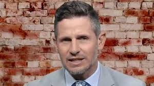 Dan Orlovsky Warns Vikings About Aaron Rodgers: 'Do Not Bring That Into  Your Building'